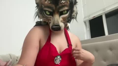 Snapshot of cinnanicos chatting on 10.08.25 Nicky online show from 10.08.25