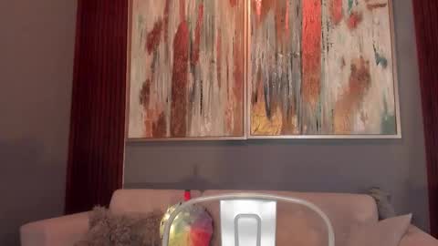 Snapshot of cinnia_ chatting on 09.16.25 Cintia online show from 09.16.25