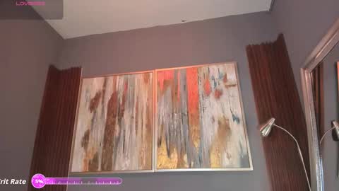 Snapshot of cinnia_ chatting on 10.14.25 Cintia online show from 10.14.25