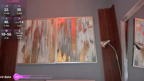 Snapshot of cinnia_ chatting on 10.24.25 Cintia online show from 10.24.25