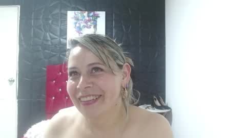 cinthia1609 online show from 01.30.25