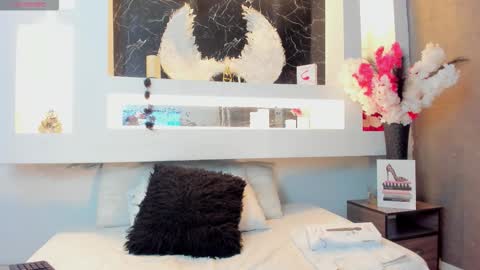 Snapshot of cinthya_mjs chatting on 09.30.25 Cinthya online show from 09.30.25