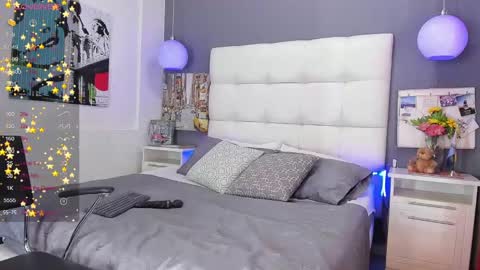 cinthya_walker1 online show from 12.16.24