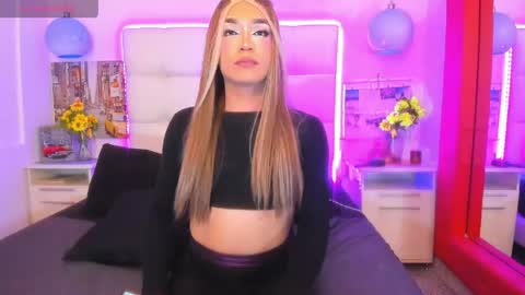 Snapshot of cinthya_walker1 chatting on 06.05.26 cinthya_walker1 online show from 06.05.26