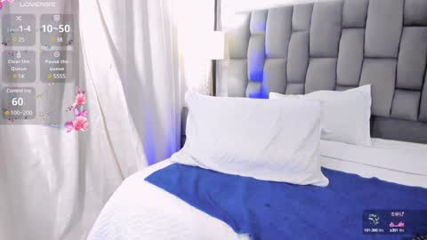 Snapshot of cintiacolins chatting on 12.22.24 CintiaCollins online show from 12.22.24