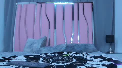 Snapshot of cintiagreyx chatting on 01.11.25 CINTIA online show from 01.11.25