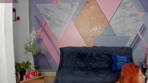 Snapshot of cintiagreyx chatting on 01.16.25 CINTIA online show from 01.16.25