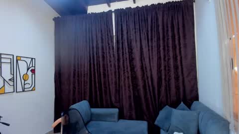 Snapshot of cintiagreyx chatting on 03.08.25 CINTIA online show from 03.08.25