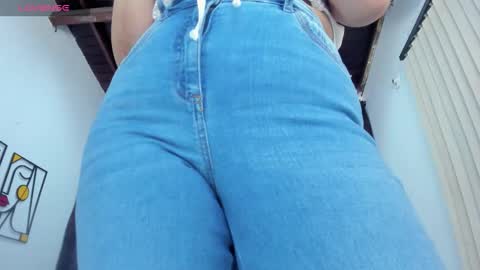 Snapshot of cintiagreyx chatting on 10.02.25 CINTIA online show from 10.02.25