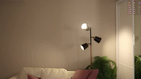 Sandy online show from 10.12.25