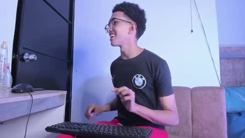 cj_davis1 online show from 10.10.25