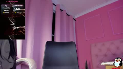 Snapshot of claire_empire chatting on 11.15.25 claire_empire online show from 11.15.25