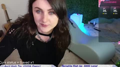 Snapshot of claireity chatting on 04.23.26 Claire online show from 04.23.26