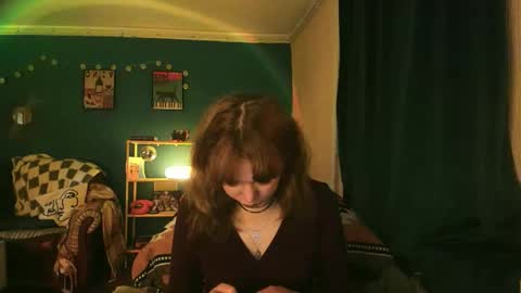 Snapshot of clancyosbourne chatting on 10.06.25 Clancy online show from 10.06.25