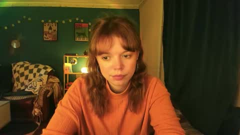 Snapshot of clancyosbourne chatting on 10.07.25 Clancy online show from 10.07.25