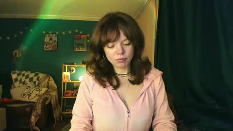 Snapshot of clancyosbourne chatting on 10.26.25 Clancy online show from 10.26.25