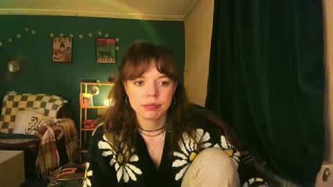 Snapshot of clancyosbourne chatting on 11.13.25 Clancy online show from 11.13.25