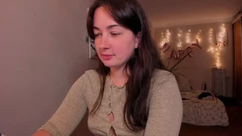 Snapshot of clandes_tina chatting on 07.19.26 clandes_tina online show from 07.19.26