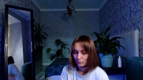 Clara online show from 12.03.24