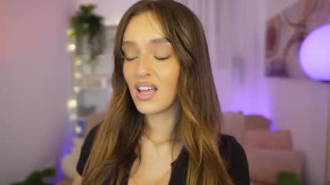 Snapshot of clara_smile chatting on 02.12.26 Clara smile online show from 02.12.26