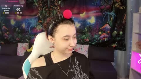 clarabenson online show from 04.05.26