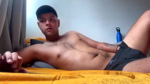 Snapshot of clarentz_baileys chatting on 10.01.25 Clarentz bby online show from 10.01.25