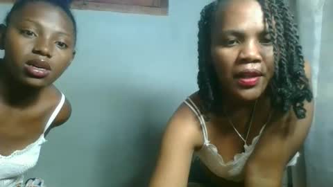Snapshot of clarisse98 chatting on 10.13.25 clarisse98 online show from 10.13.25