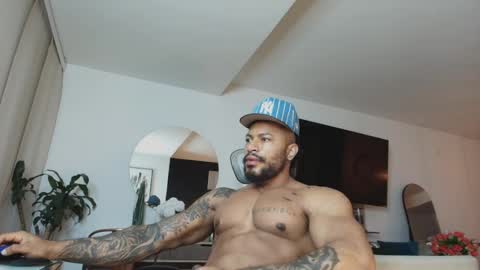 clark_strong online show from 04.12.26