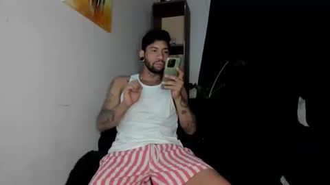 Snapshot of clark_tommy11 chatting on 12.04.24 clark_tommy11 online show from 12.04.24