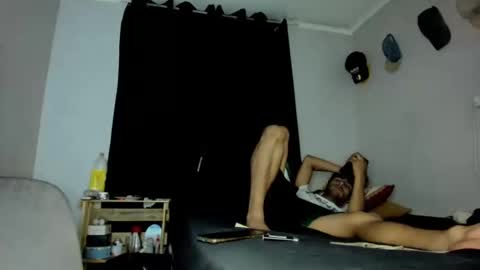 Snapshot of clark_tommy11 chatting on 02.04.25 clark_tommy11 online show from 02.04.25