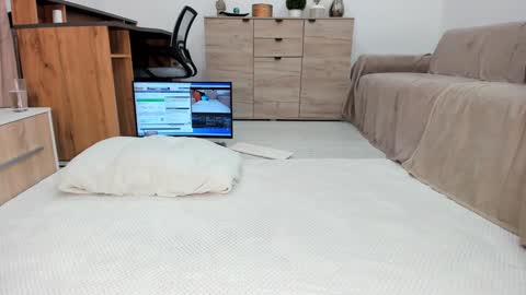 Snapshot of classy_medeeea chatting on 10.04.25 Deea xxx online show from 10.04.25