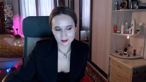 classyinna online show from 02.25.26