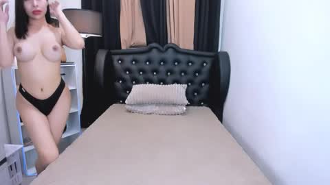 Snapshot of claudia_empress chatting on 04.18.26 Naughty Claudia online show from 04.18.26