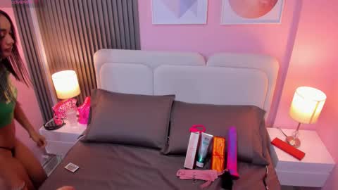 Snapshot of clawdeen__wolf chatting on 10.14.25 clauwdeen wolf online show from 10.14.25