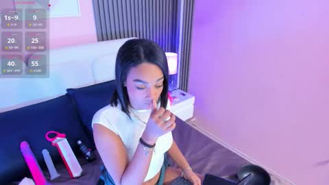 Snapshot of clawdeen__wolf chatting on 02.19.26 clauwdeen wolf online show from 02.19.26