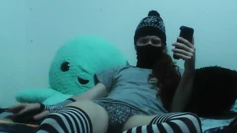 Snapshot of cleanseleen chatting on 11.29.25 CleanSeleen online show from 11.29.25