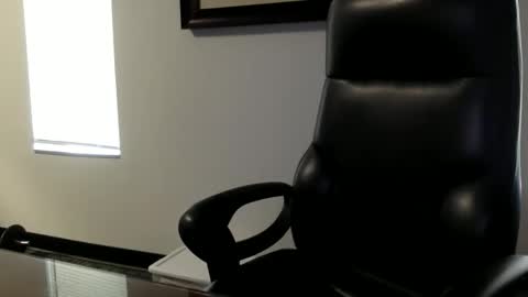 Snapshot of clemike69 chatting on 05.22.26 clemike69 online show from 05.22.26