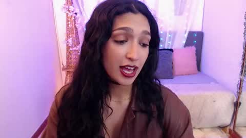 Snapshot of cleo_fox chatting on 09.30.25 Cleo online show from 09.30.25