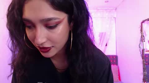 Snapshot of cleo_fox chatting on 10.08.25 Cleo online show from 10.08.25