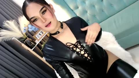 Cleo online show from 12.12.24