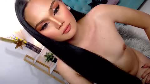 Snapshot of cleofex chatting on 11.18.25 Cleo online show from 11.18.25