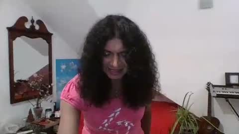 Cleopatra online show from 09.24.25