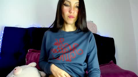  Nicol  online show from 12.12.24