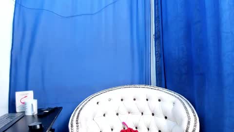         online show from 09.18.25