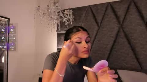 Snapshot of cleopatraa1 chatting on 07.18.26 Cleopatra online show from 07.18.26