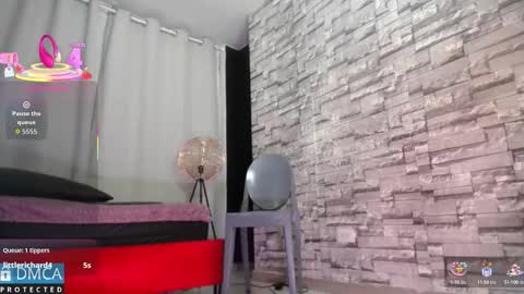 Snapshot of clhoee_ chatting on 09.26.25 Clhoe online show from 09.26.25