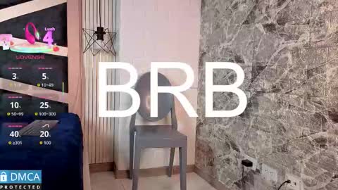 Snapshot of clhoee_ chatting on 11.06.25 Clhoe online show from 11.06.25