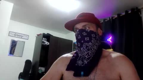 Snapshot of clintwood12 chatting on 11.05.25 chad online show from 11.05.25