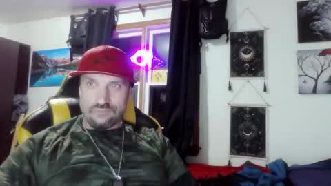 Snapshot of clintwood12 chatting on 11.11.25 chad online show from 11.11.25