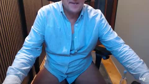 Snapshot of clit_fan chatting on 12.20.24 Rob online show from 12.20.24